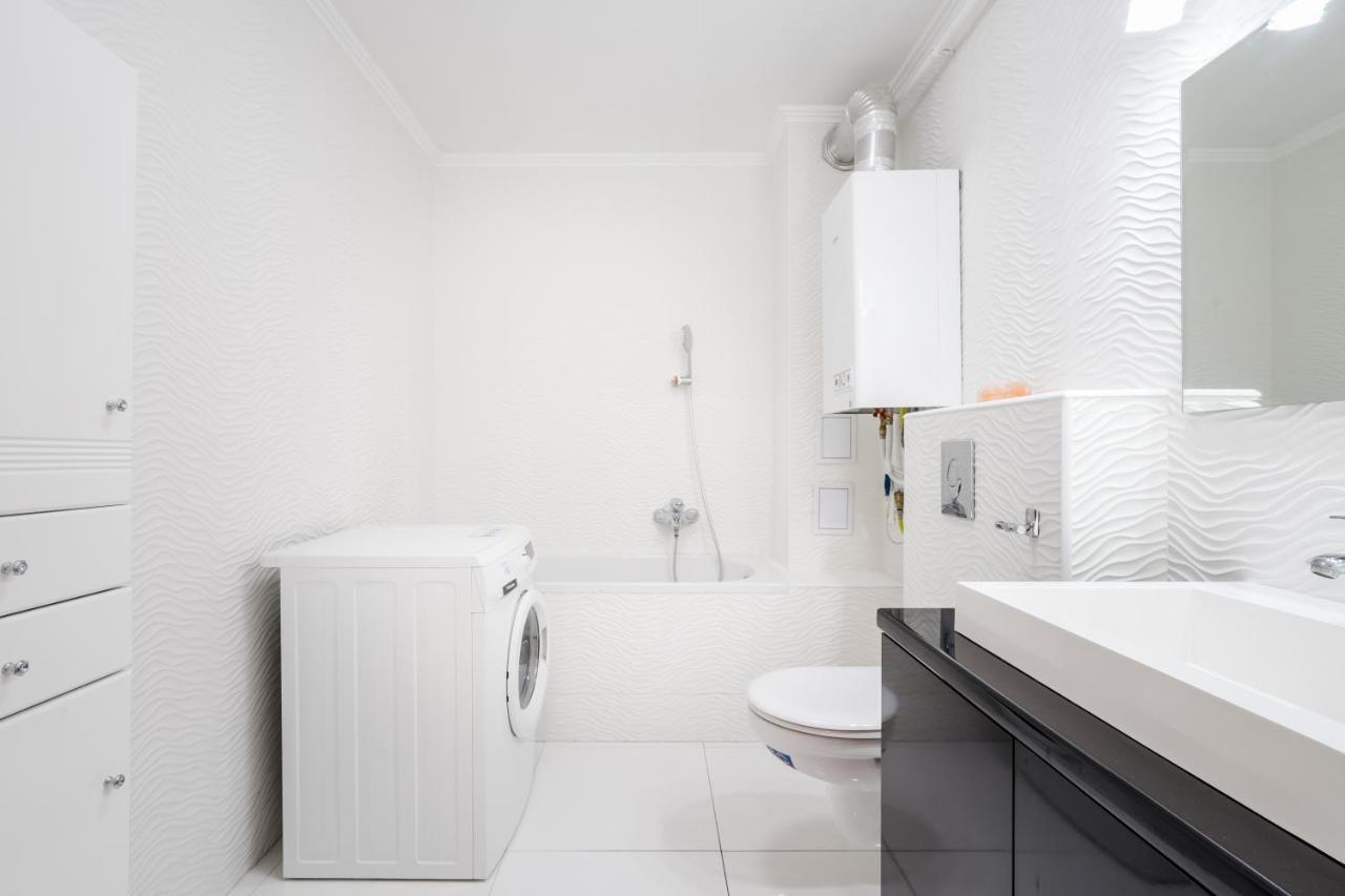 Beautiful Three Bedrooms Apartment With Free Parking Close To The Danube Coast บูดาเปสต์ ภายนอก รูปภาพ